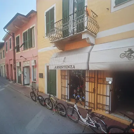 Close To Golf Executive With Balcony * Rapallo