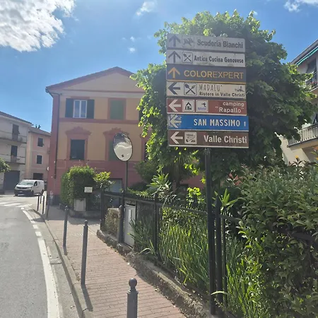 Lägenhet Close To Golf Executive With Balcony