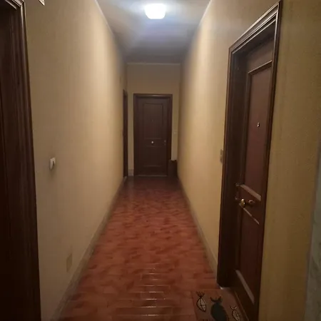 Close To Golf Executive With Balcony * راباللو