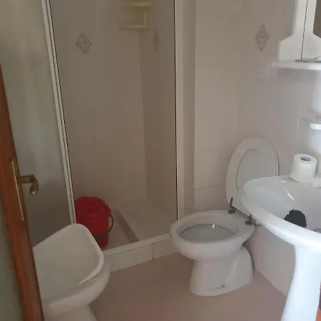 Apartment Close To Golf Executive With Balcony *