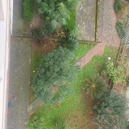 Close To Golf Executive With Balcony Rapallo