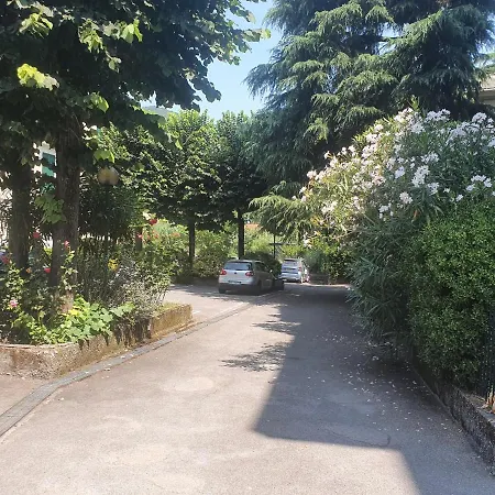 Close To Golf Executive With Balcony Appartement Rapallo