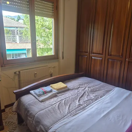Close To Golf Executive With Balcony Apartment